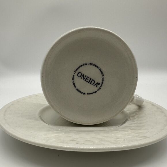 Set of Two Oneida Westerly Basket White Cup & Saucer Sets Cottage Core Tea Party - Picture 5 of 5
